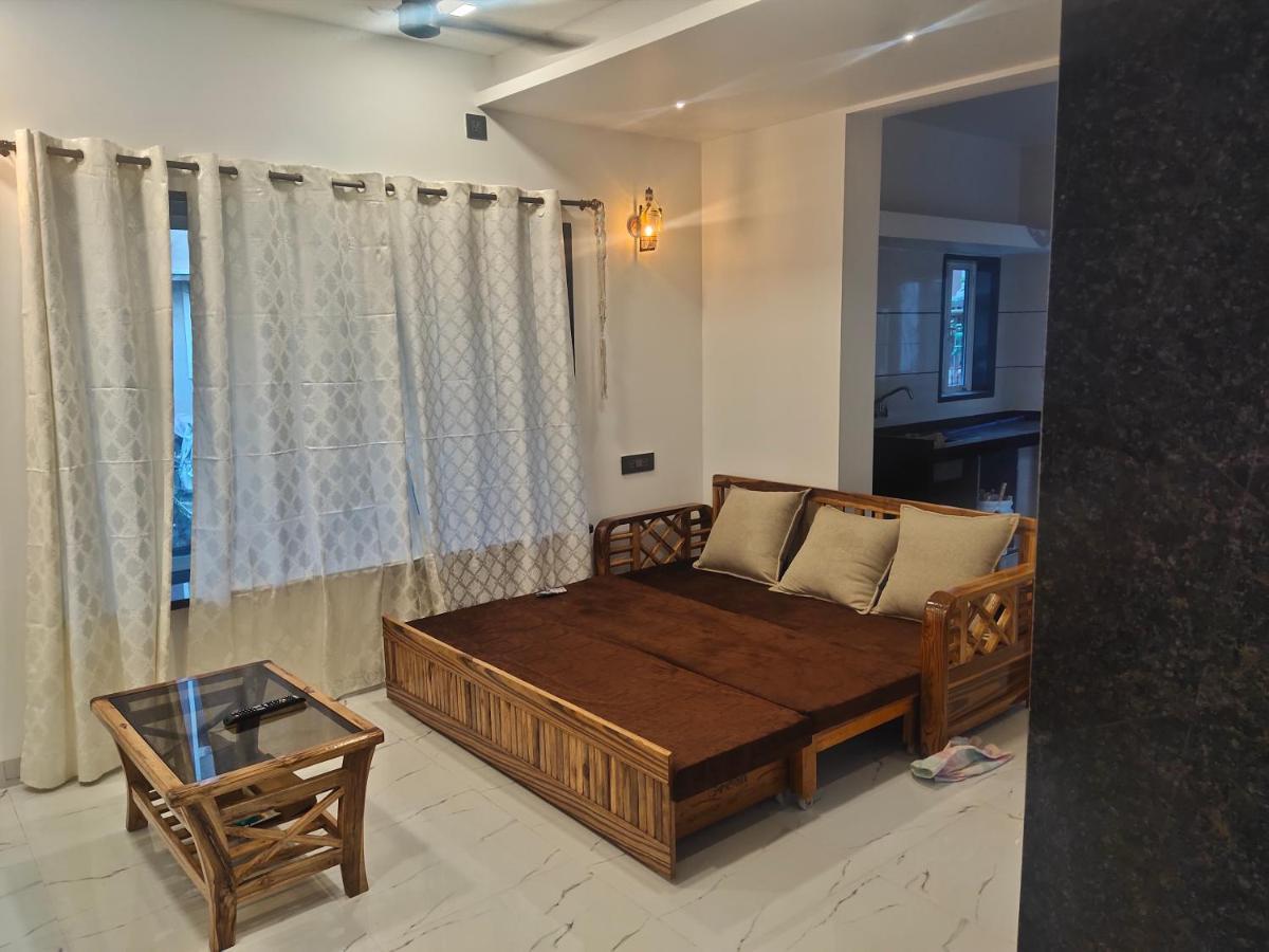 Almond Villa Alībāg Esterno foto
